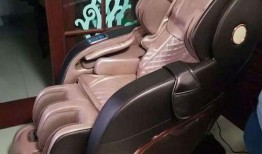 爆料按摩椅的视频播放在哪里,揭秘拍摄地点与制作过程