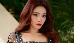 爆料娱乐圈喻言是谁,喻言身份揭秘，她是谁？