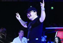 学生爆料刘欢视频大全,学生爆料背后的精彩瞬间