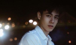 胡一天爆料杨紫和肖战的视频,揭秘明星私下互动瞬间