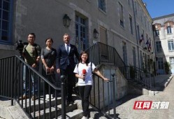 西泽直播爆料事件视频,揭秘背后真相与争议